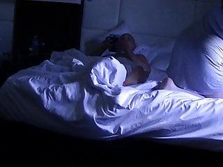 Ehefrau vergnügt sich mit ihrem Freund